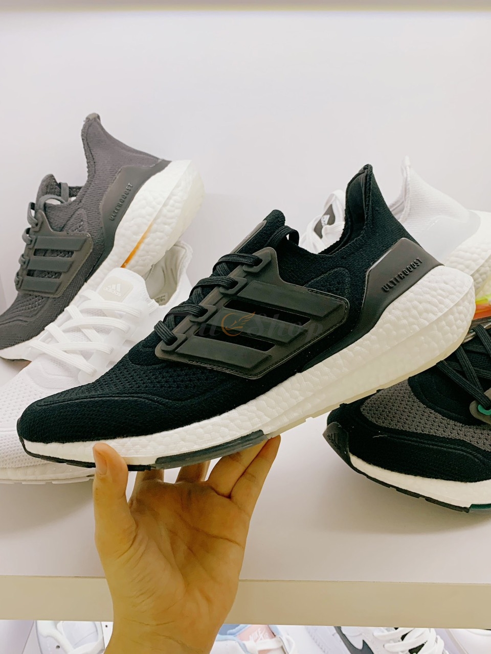 Adidas Ultra Boost 21 Core Black