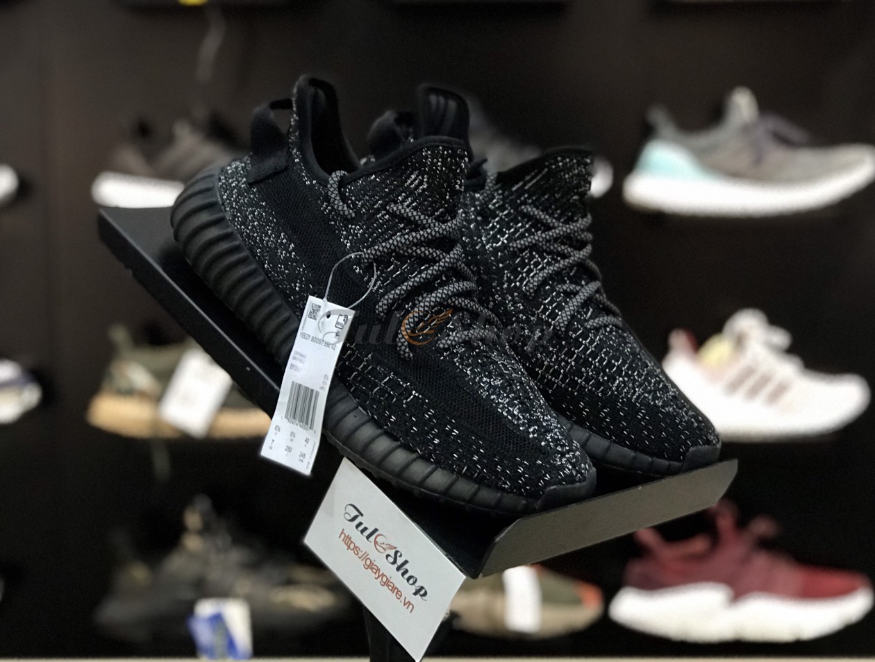 Adidas Yeezy boost 350 V2 static đen full Nam, nữ rep 1:1