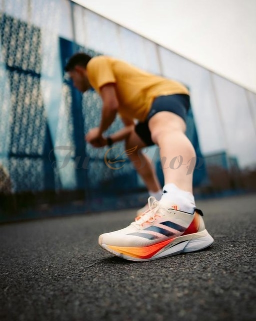 Adizero Boston 12