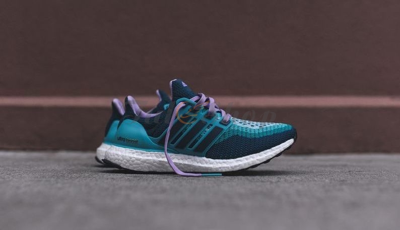 Các phiên bản giày Adidas Ultra Boost 1.0, 2.0, 3.0, 4.0, 5.0 & 20