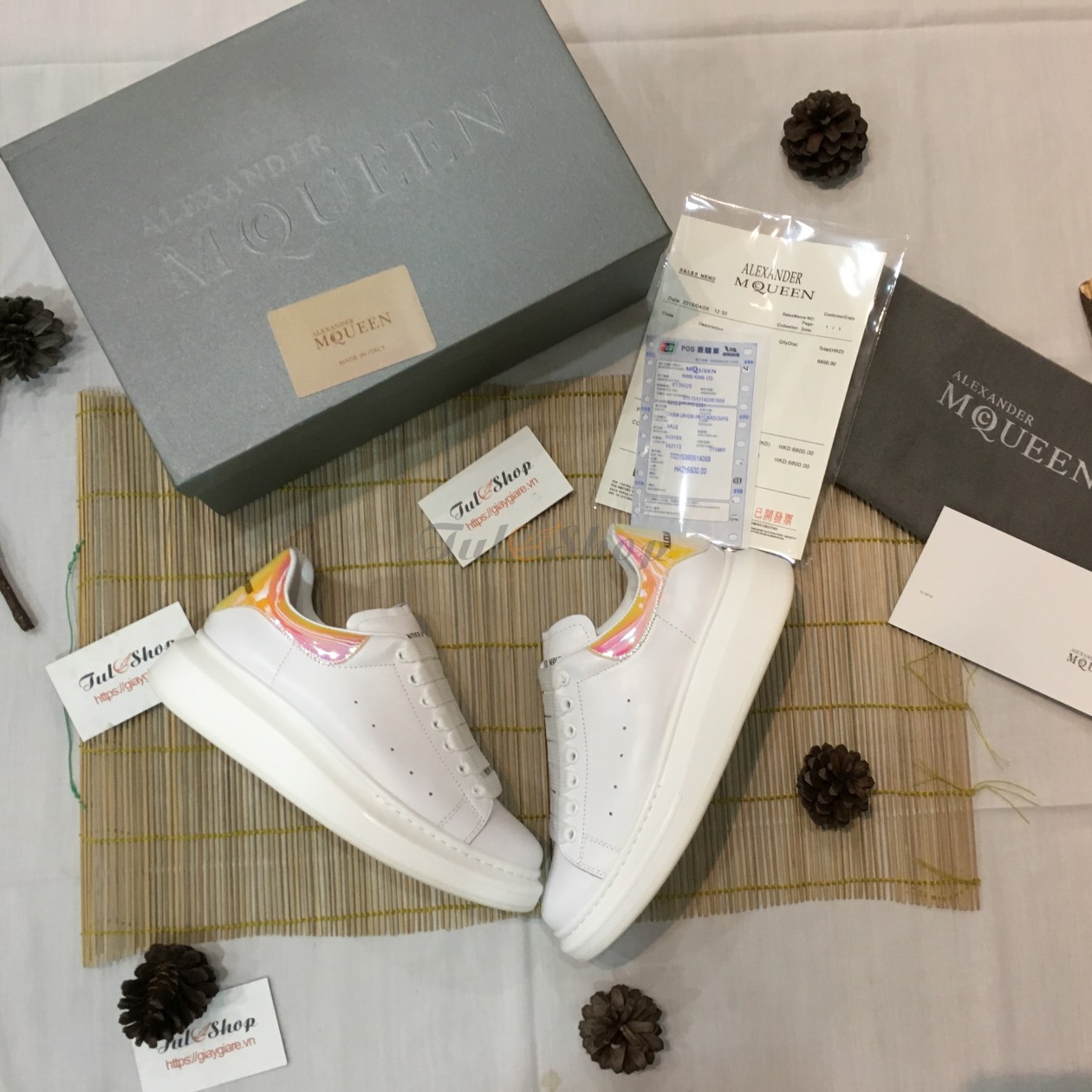 Mcqueen trắng gót bóng vàng 1:1 nam, nữ