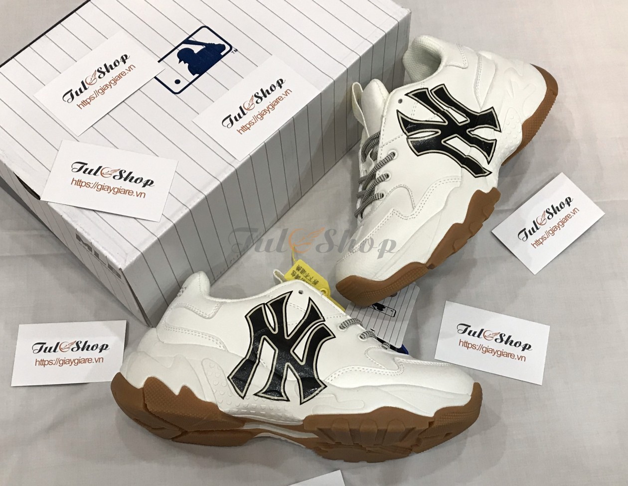 MLB New York Yankees Big Ball Chunky Embo