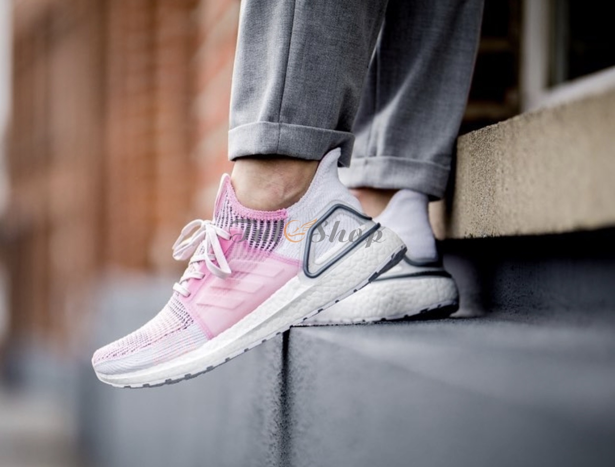 Nên hay không nên mua giày Adidas Ultra Boost 5.0?