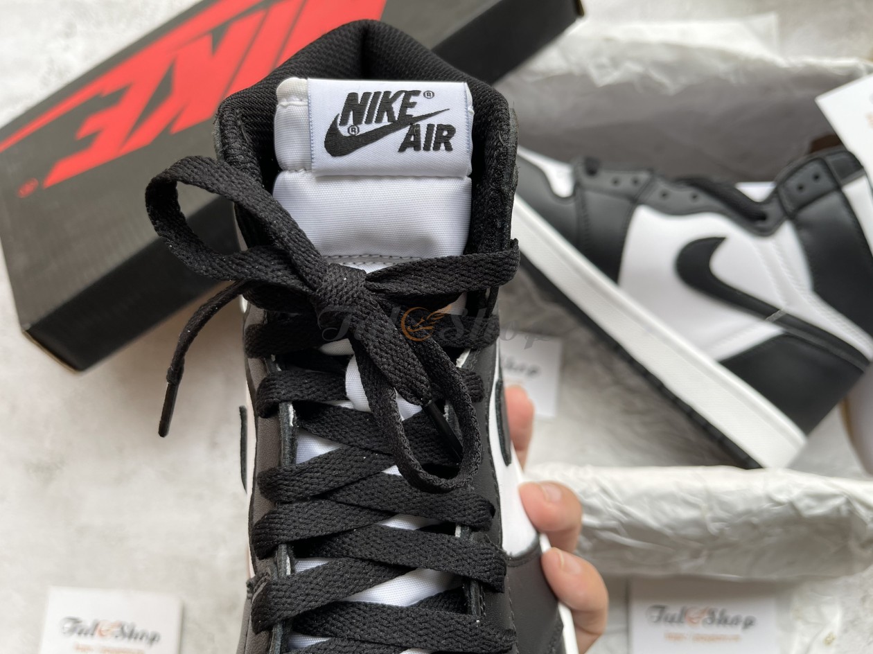 Nike Air Jordan 1 High 'Black White'