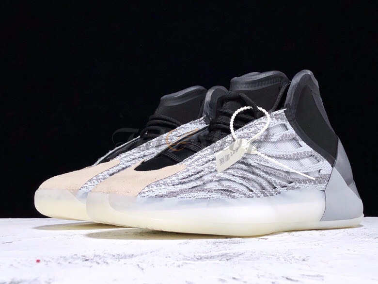 Shoes Yeezy Basketball 'Quantum' của Kanye West sắp ra mắt 2019