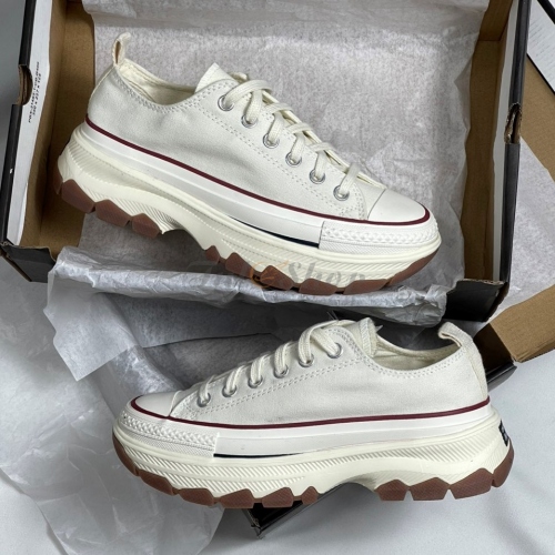 Converse All Star Chuck Taylor Lugged Gum Low in White