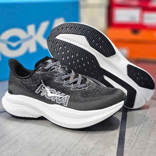 Hoka Mach 6 Wide in Black White