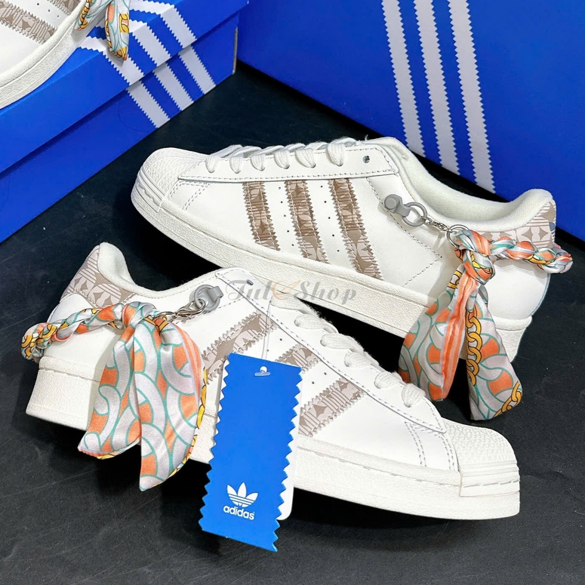 Adidas Superstar White Tea Beige