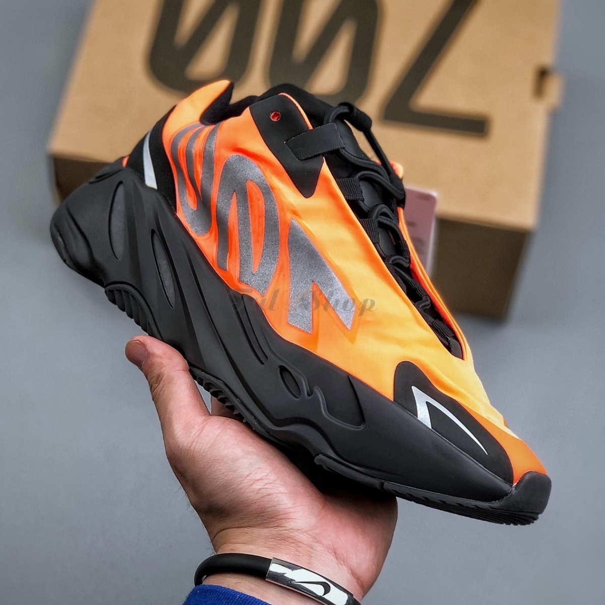 Adidas Yeezy Boost 700 MNVN Orange