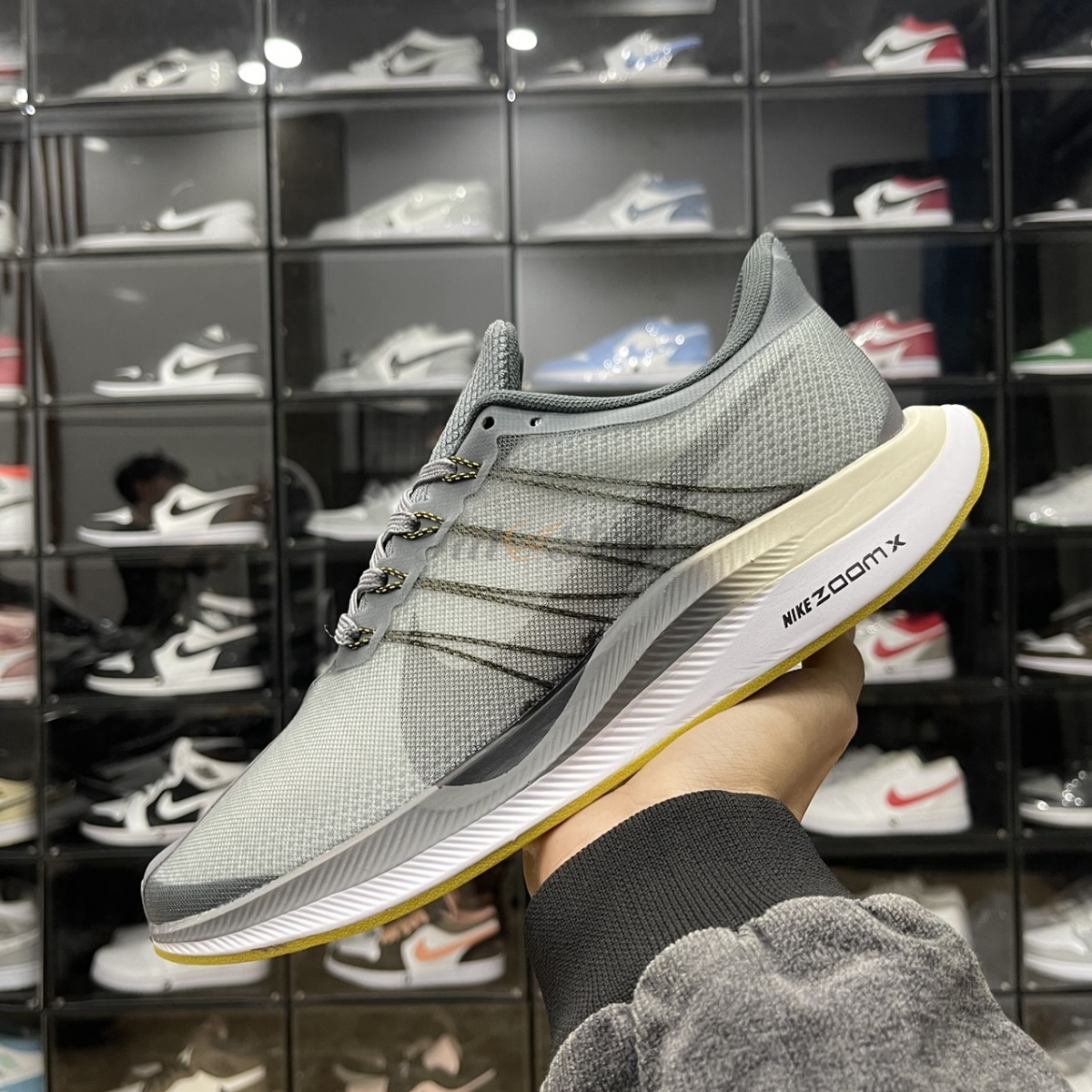 Air Zoom Pegasus 35 Olive Yellow