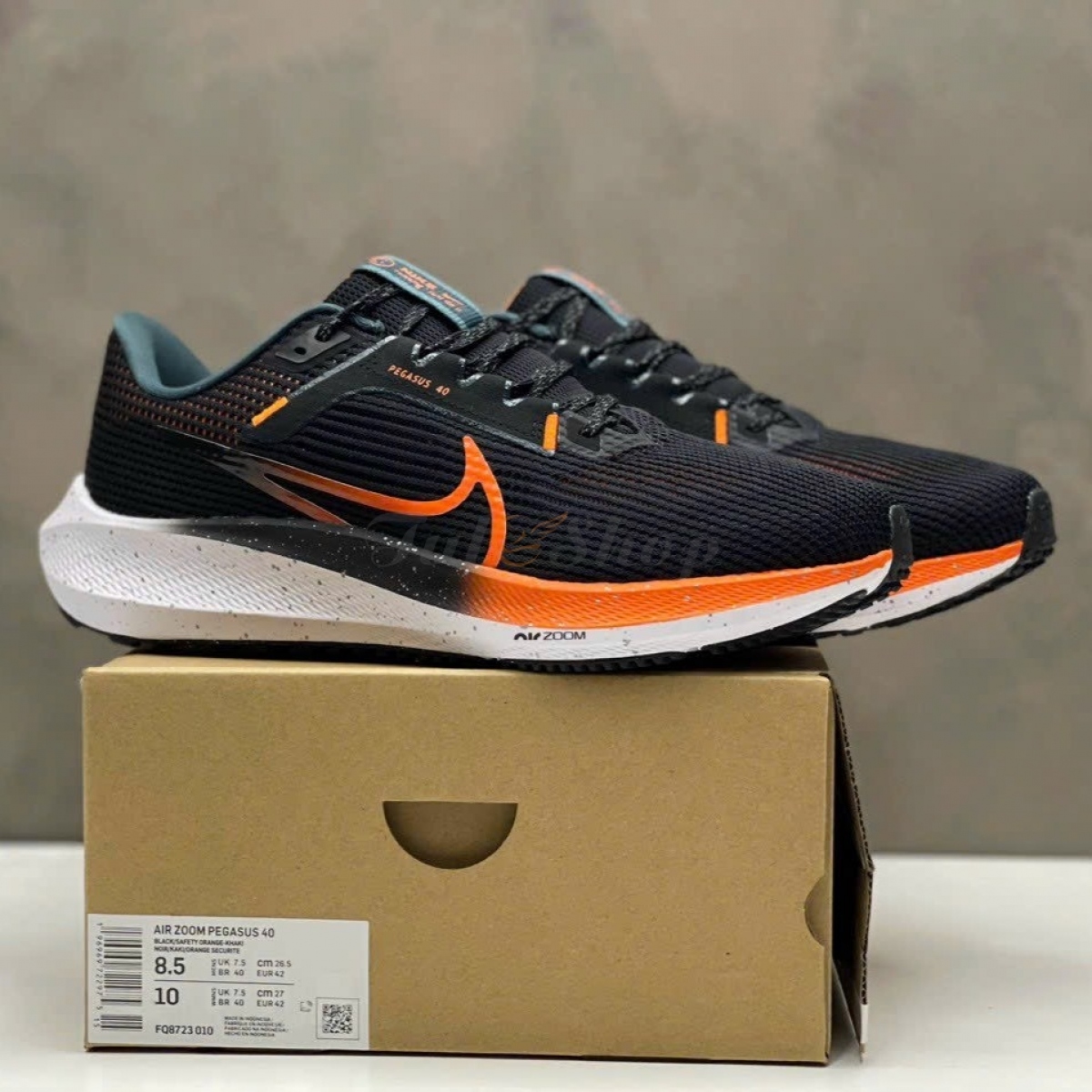 Air Zoom Pegasus 40 Black Orange