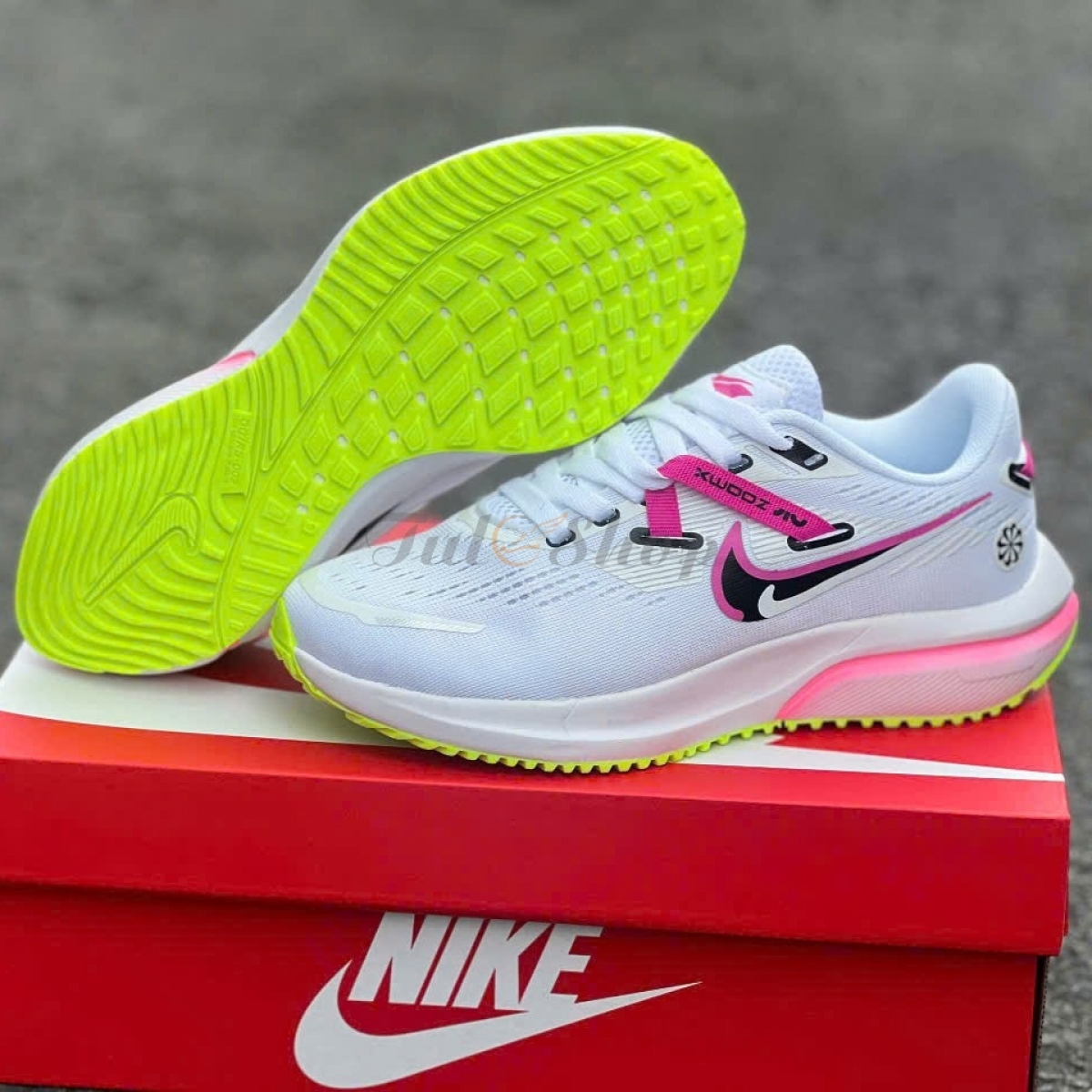 Air Zoom Winflo 8 Shield White Pink Mint