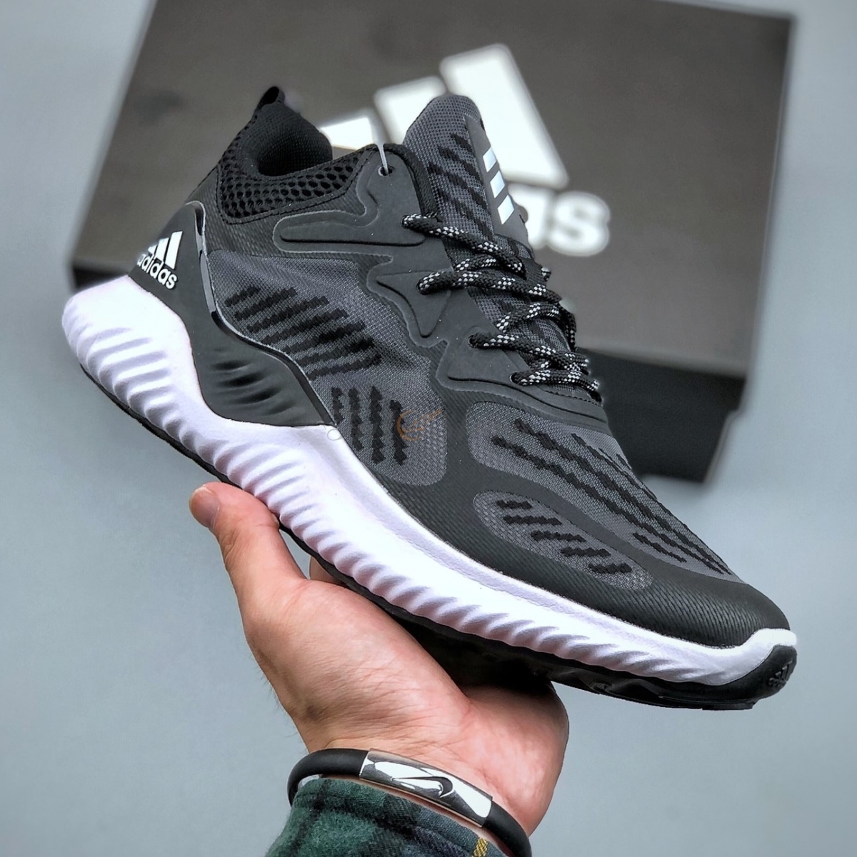 Alphabounce Beyond M Core Black