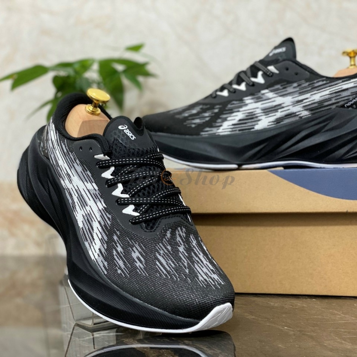 Asics Novablast 3 Black White Men's