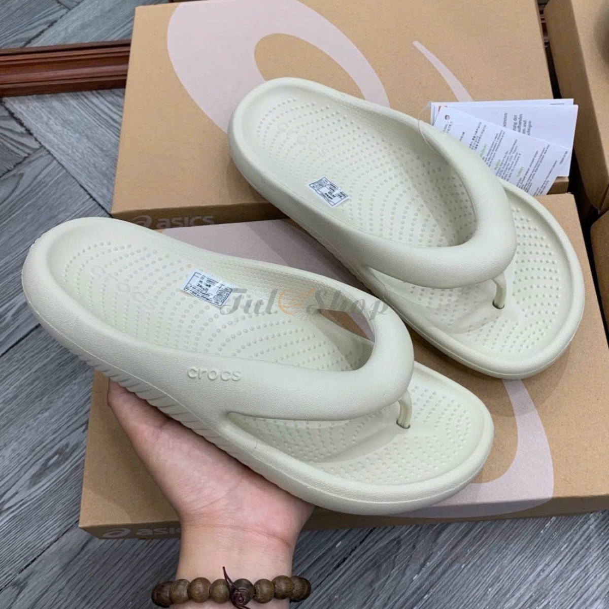 Dép Xỏ Ngón Crocs Mellow Flip Bone