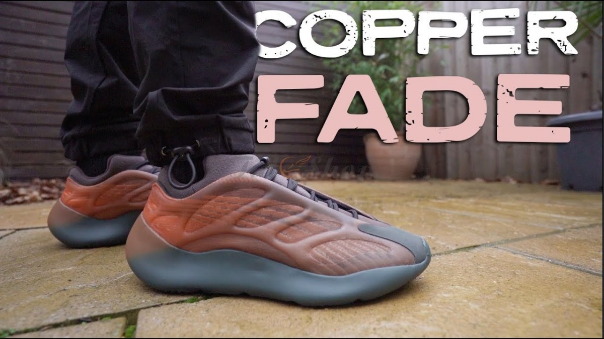 Giày Yeezy 700 V3 Copper Fade đã mở bán có gì đặc biệt?