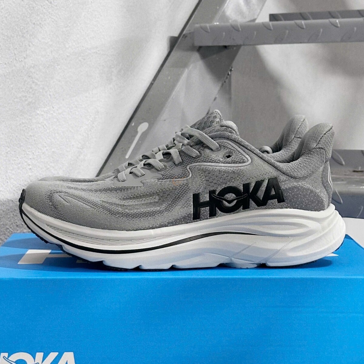 Hoka Clifton 10 Grey Black
