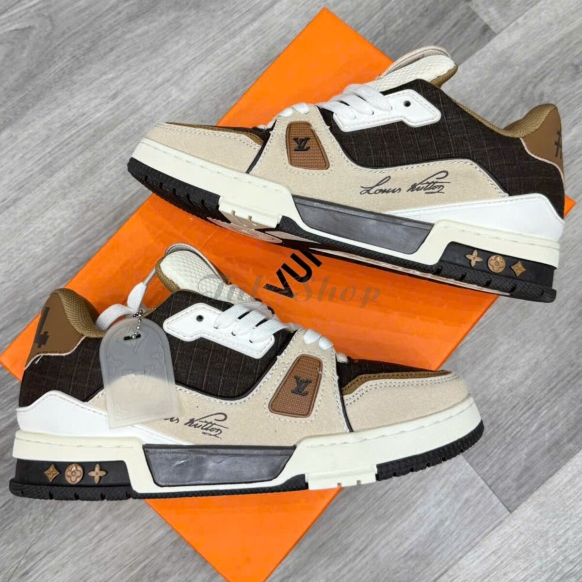 Louis Vuitton LV Trainer 54 Signature Brown