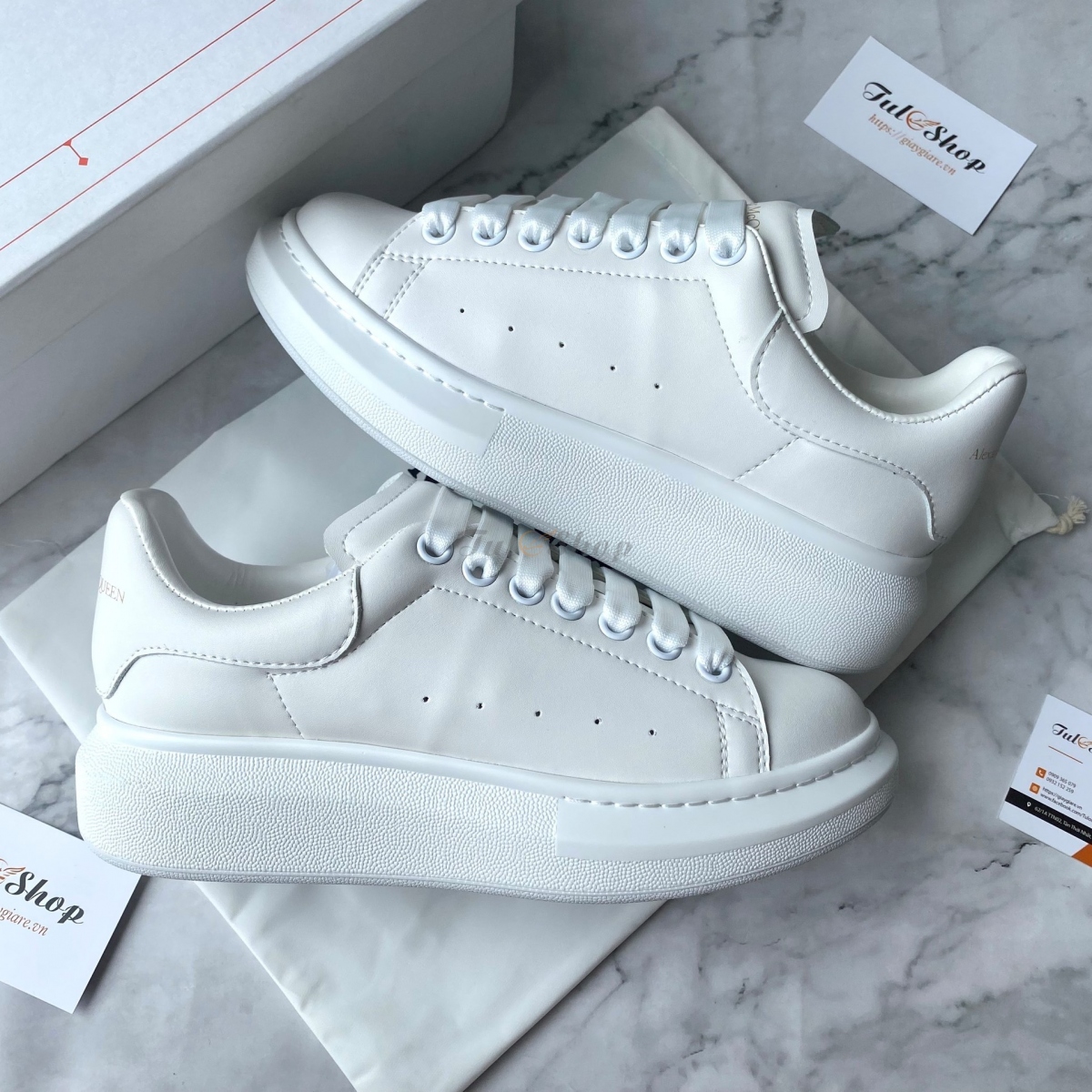McQueen Trắng Full 1:1