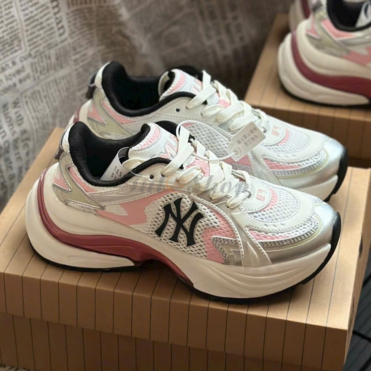 MLB Curve Runner White Pink