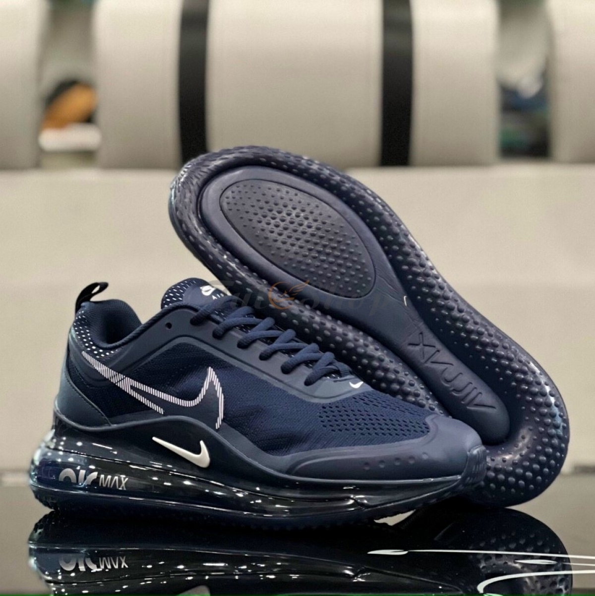 Nike Air Max 720 Flyknit Navy
