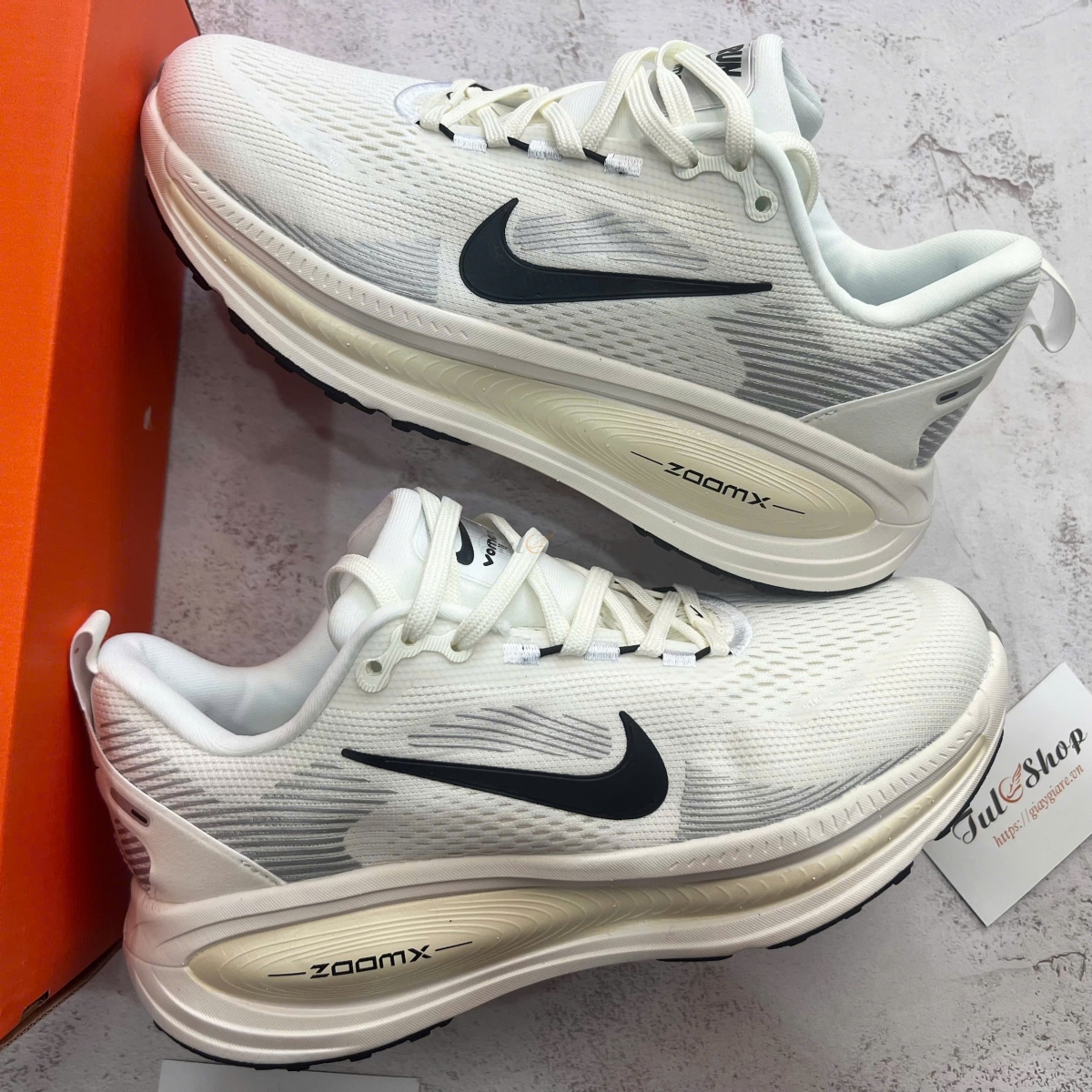 Nike Air Zoom Vomero 18 Summit White/Black
