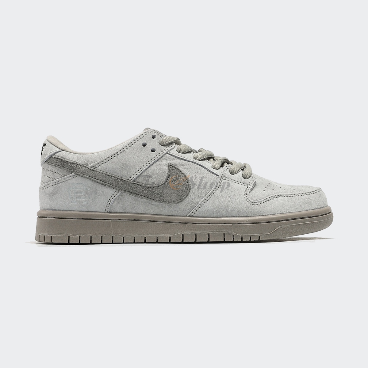 Nike Dunk Sb x Reigning Champ
