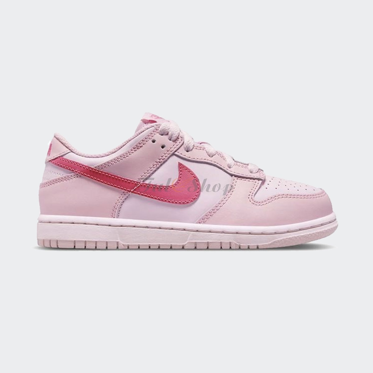 Nike SB Dunk Triple Pink Red