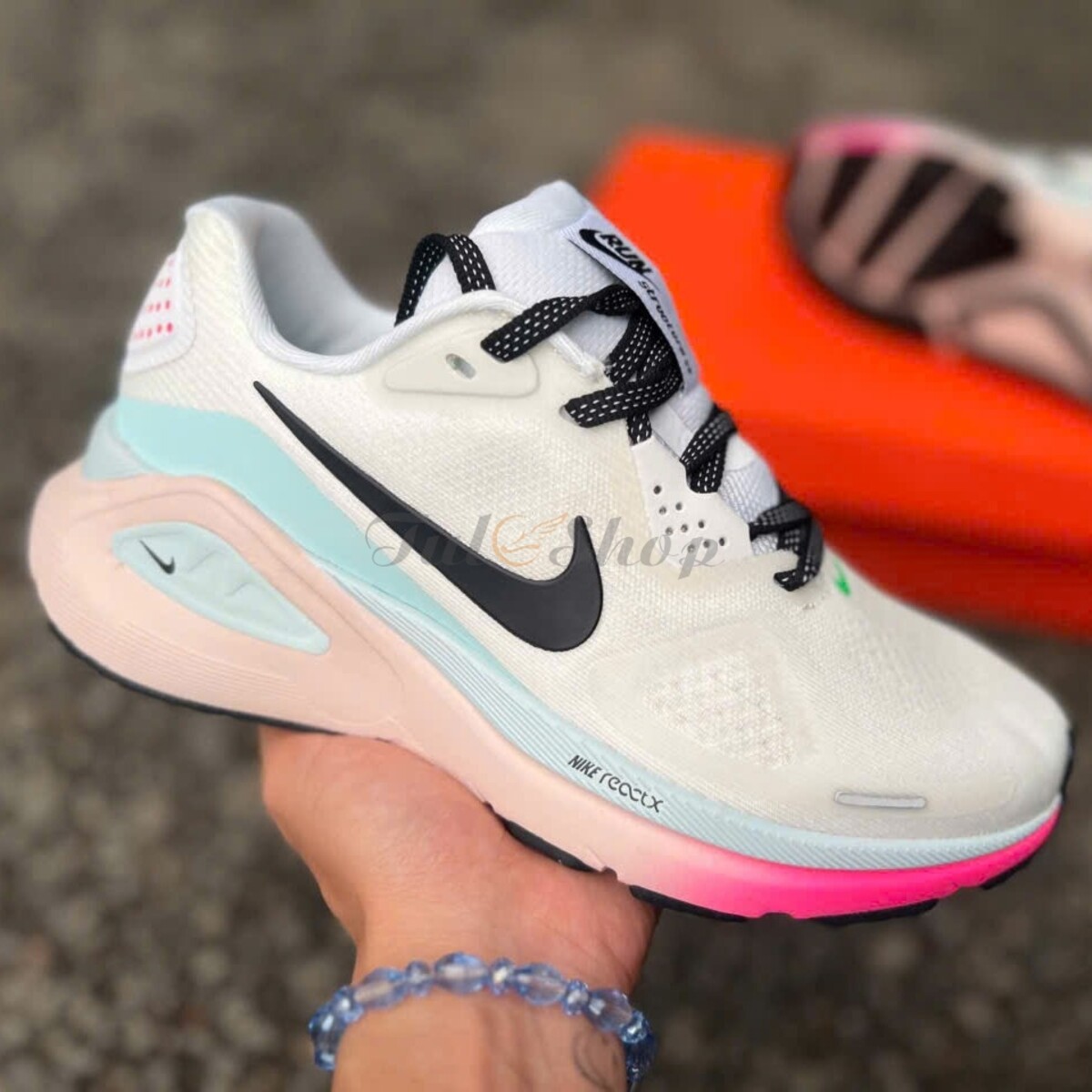 Nike Structure 26 Glacier Ice/Hyper Pink