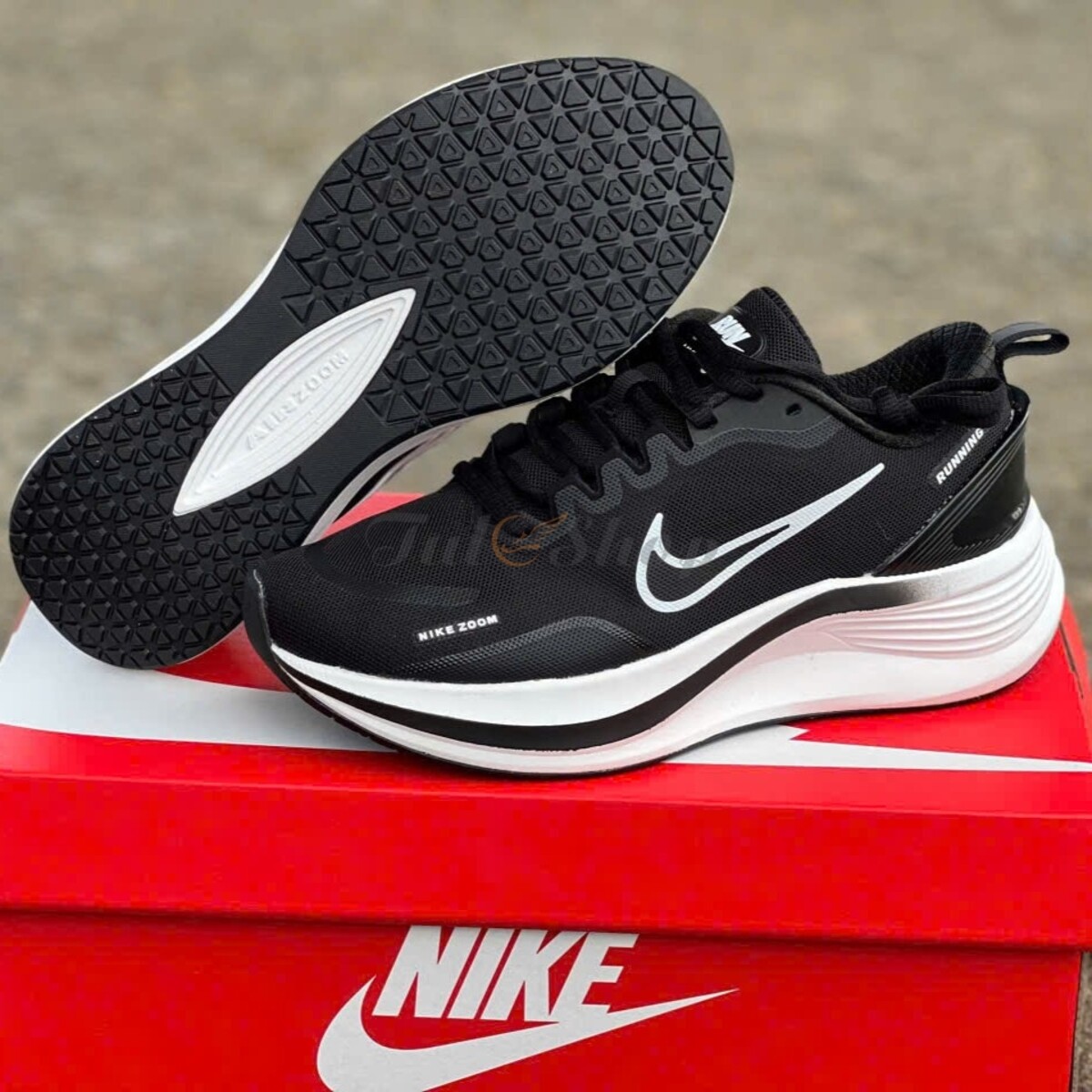 Nike Zoom Running Black