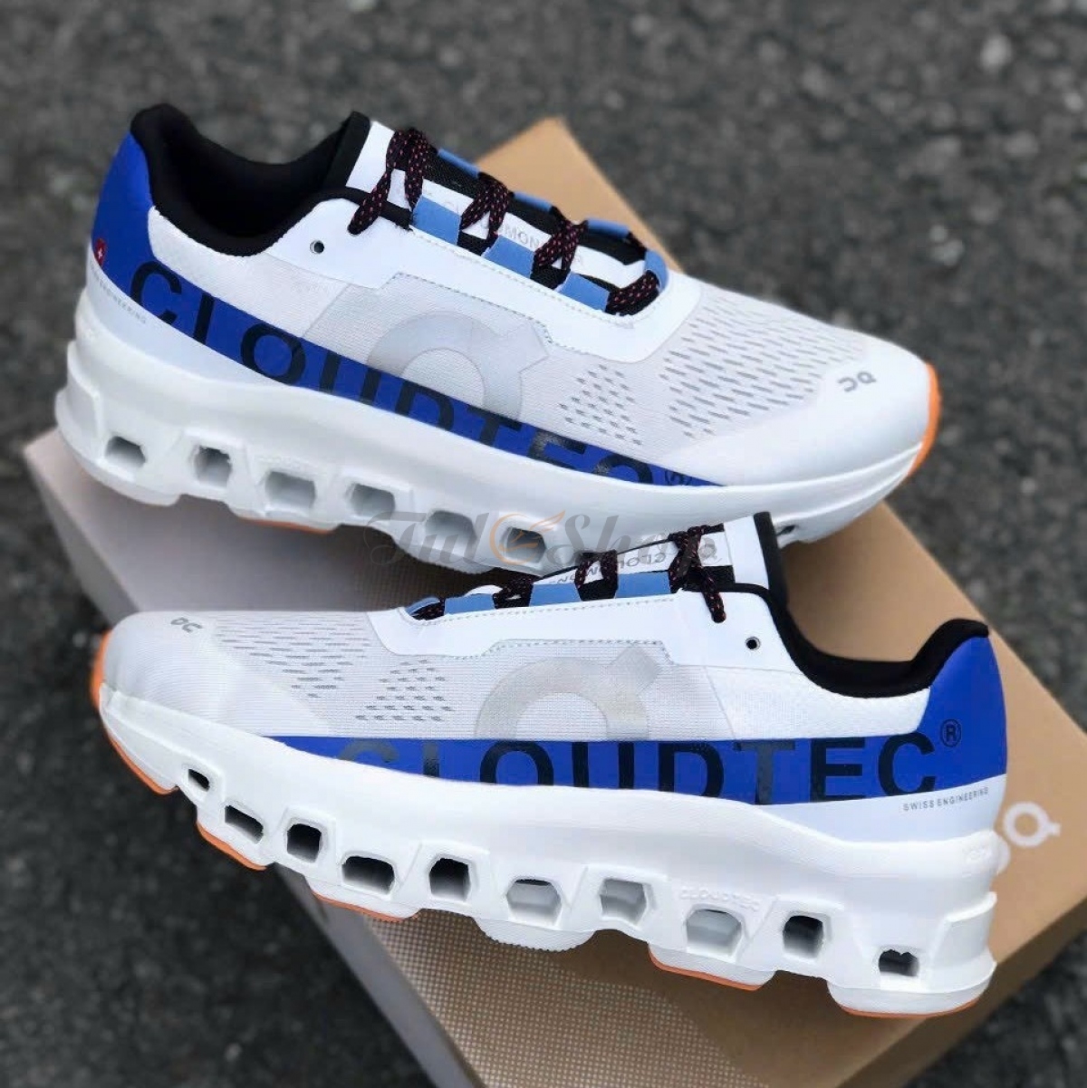On Running Cloudmonster White Navy