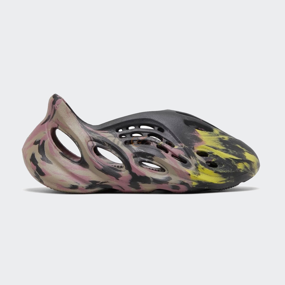 Yeezy Foam Runner MX Carbon
