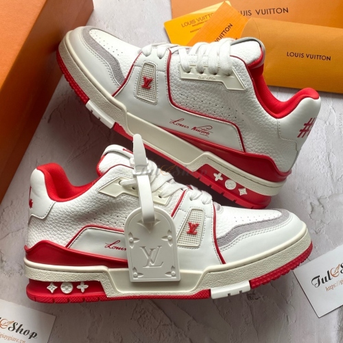 LV54 Trainer Text White Red SC