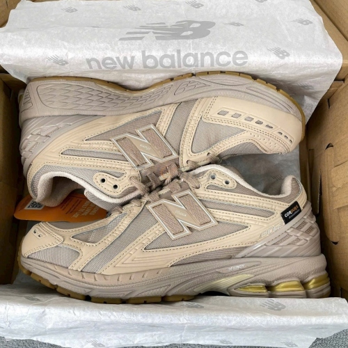 New Balance 1906R Cordura Desert Tan