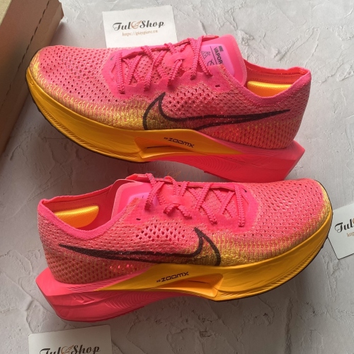 Nike ZoomX VaporFly Next% 3 Hyper Pink