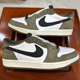 Air Jordan 1 Retro Low OG Medium Olive