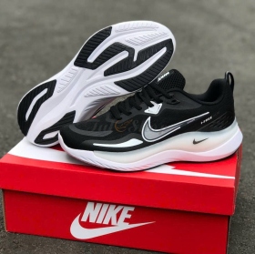 Air Zoom I-Free Run Core Black Light