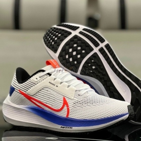 Air Zoom Pegasus 40 White Blue Red