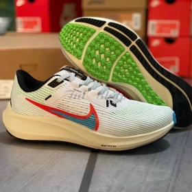 Air Zoom Pegasus 40 White Red Navy