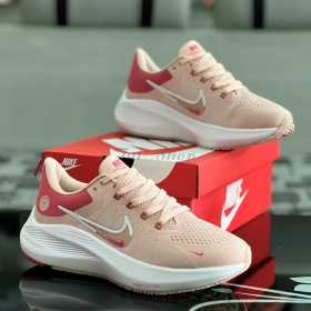 Nike Zoom Fly 8 Cloud Pink