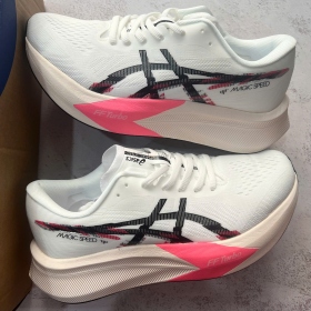 Asics Magic Speed 4 White Red