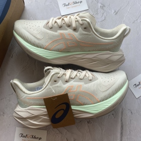 Asics Novablast 4 Moon Rock