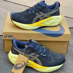 Asics Novablast 5 Indigo Blue/Amber