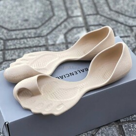 Balenciaga Zero Sneakers Beige