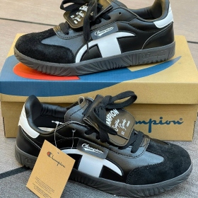 Champion Essentials Black White