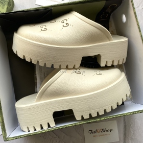 Gucci Cream Rubber GG Clogs