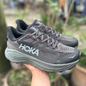 Hoka Challenger 8 Black Full