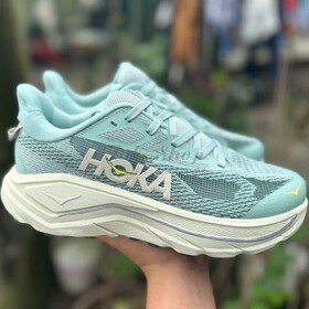 Hoka Challenger 8 Truffle Salf Mint White