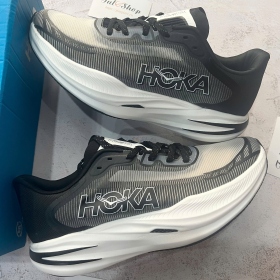 Hoka One One Cielo X12.0 Core Black