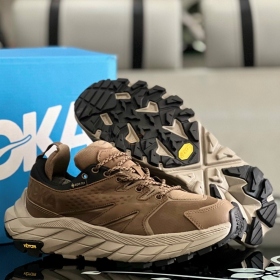 Hoka One One M Anacapa Brown